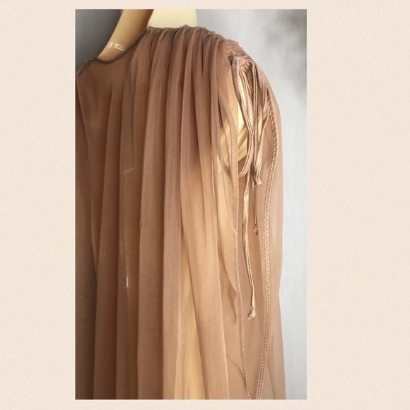 Fabulous dreamy vintage nightwear or a daring one of a kind slip dress??! 👌 - Picture 12 of 13